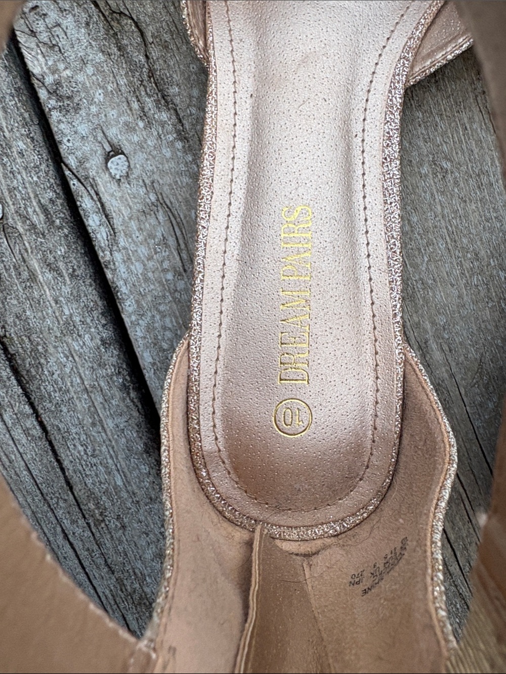 Dream Pairs Pointed Ankle-Strap Flats in Metallic Rose Gold, Size 10 - Picture 6 of 10